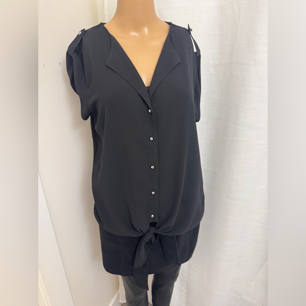 20” ptp Elegant Black Button-Down Women's Top